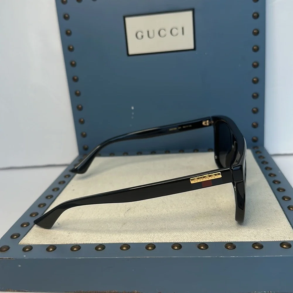 Gucci Eyewear GG0748s 001 oversized square-frame sunglasses